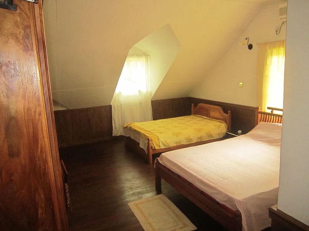 Anum Cara Guest House Mahe Island