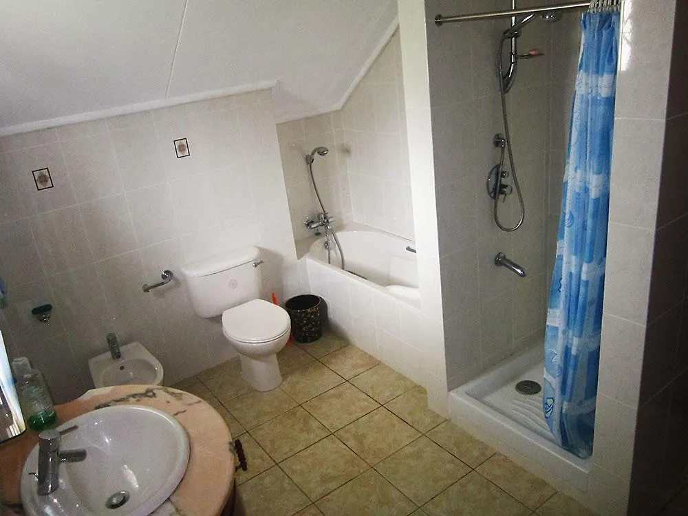 Anum Cara Guest House Mahe Island